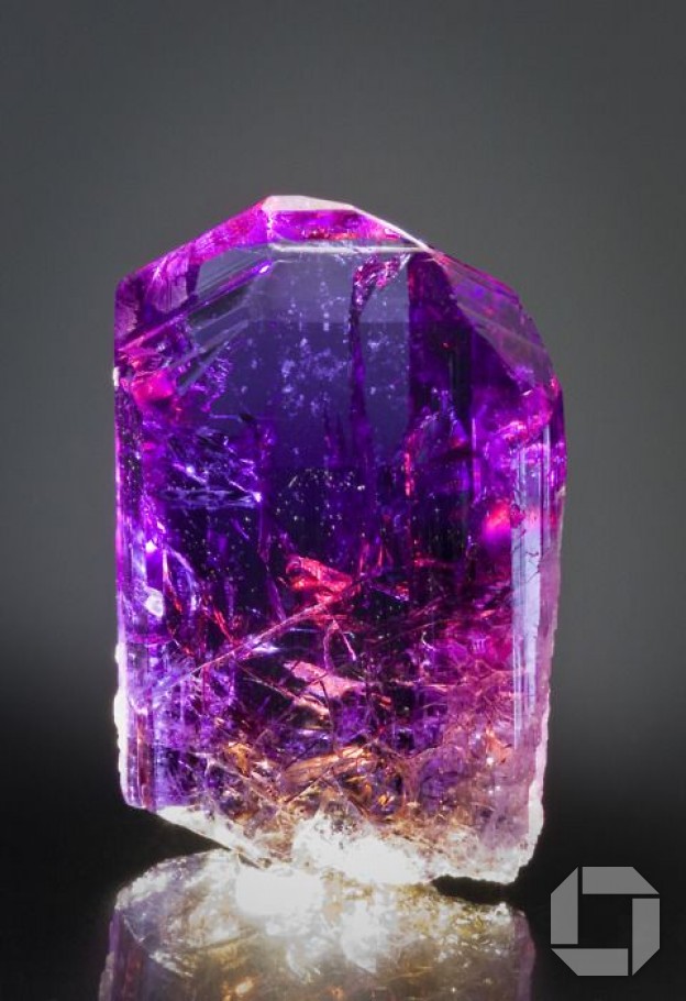 Tanzanite kristall